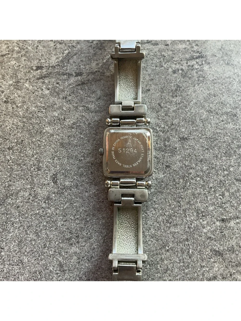 Beautiful Vintage Lexington Womens Watch 25mm Silver Tone Case/Band MOP Dial B-H